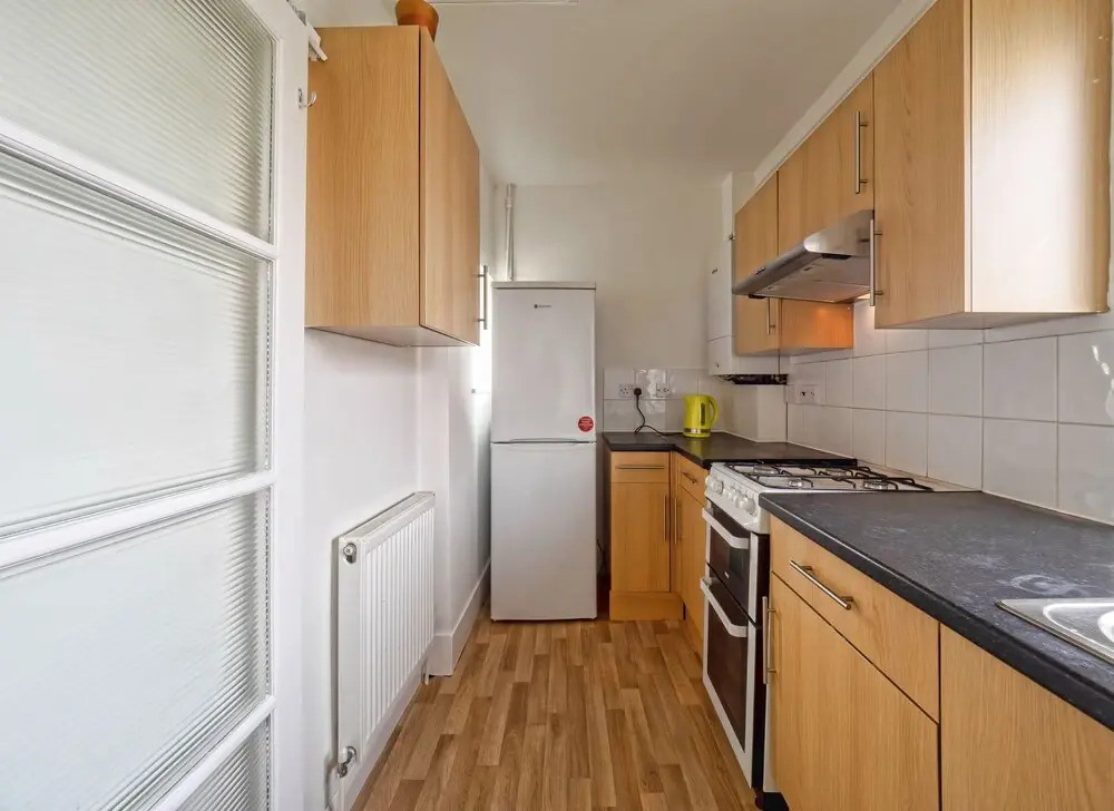 2 Bedroom Apt in Residential Locality