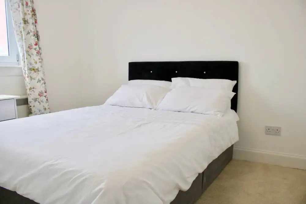 2 Bedroom Apartment Near Centre Of The City