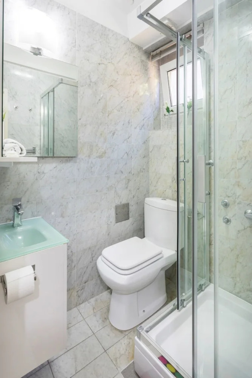 Spacious 2bdr Apartment on Tkalciceva Street