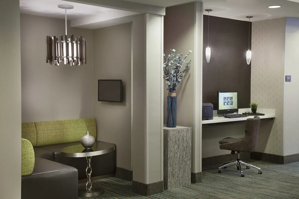 Cambridge Suites Mississauga