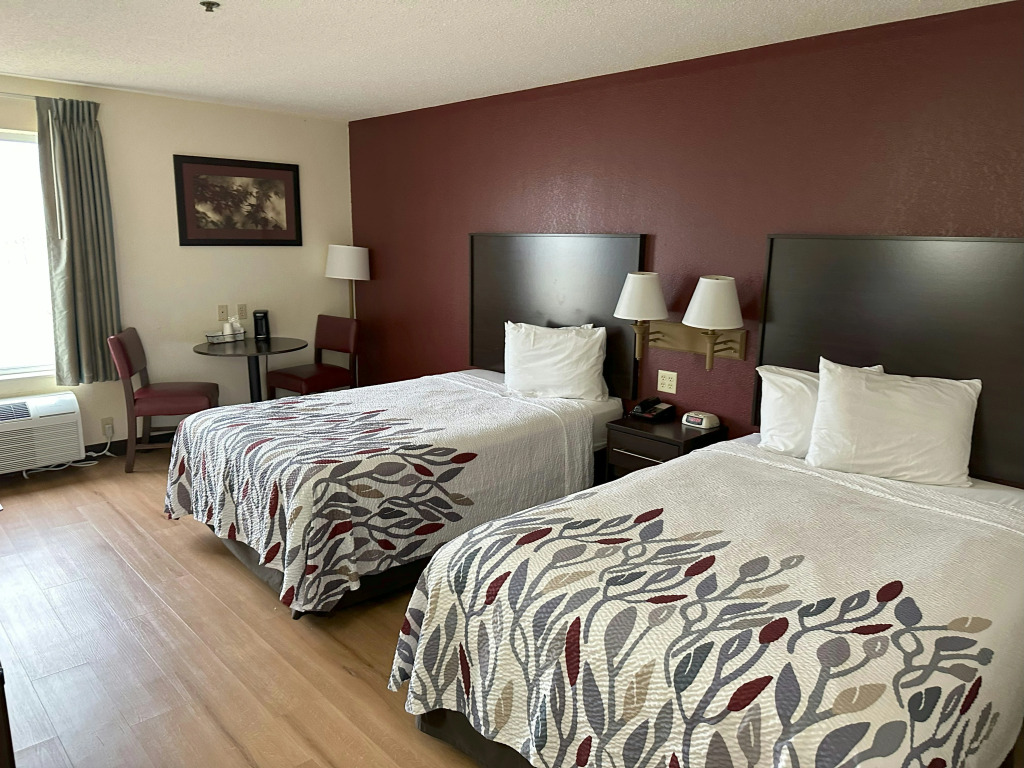 Red Roof Inn Clyde