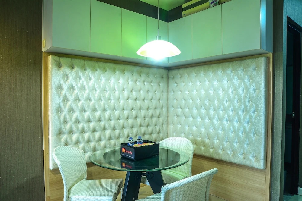 1 Bedroom Tamansari Semanggi By Travelio