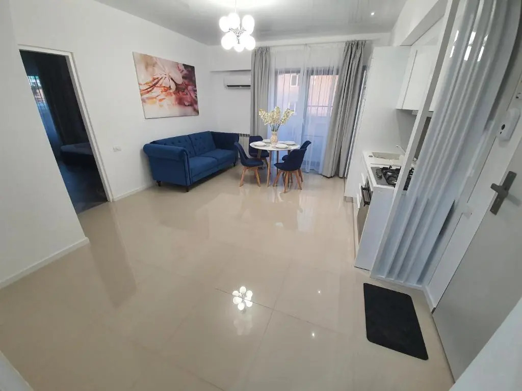 Ely Residence2