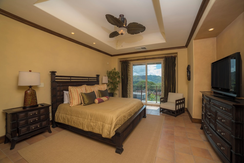 Montebello 1C 3 bdr Ocean View in Los Suenos