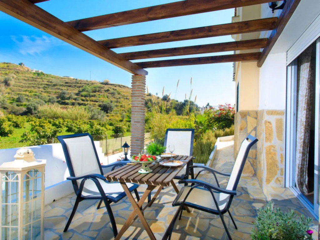 Nerja Villas Tamango Hill Silhouse
