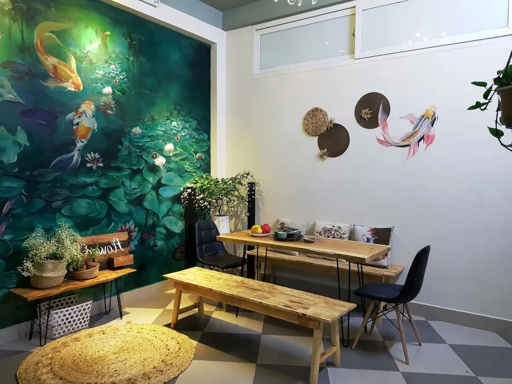 Flower Hostel