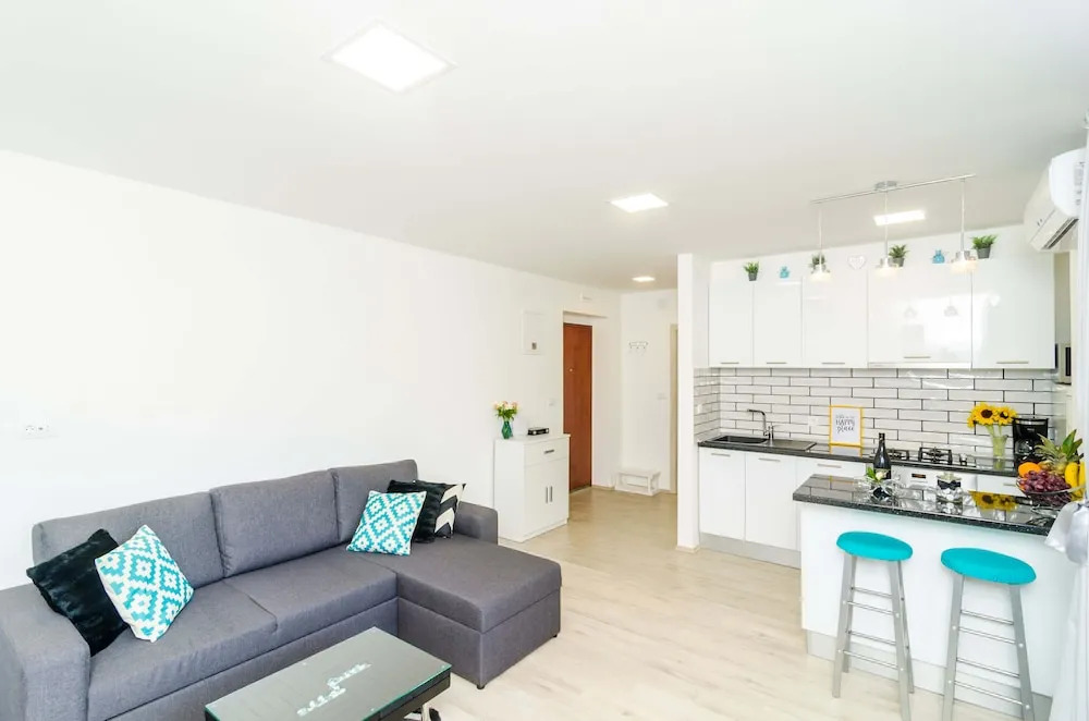 Rea Apartment