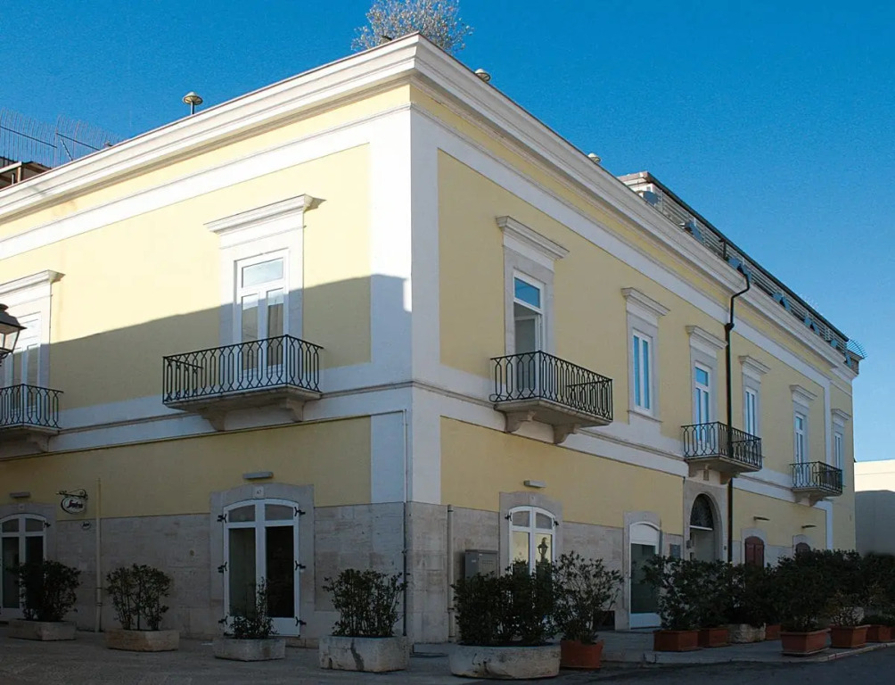 Palazzo Bonomi