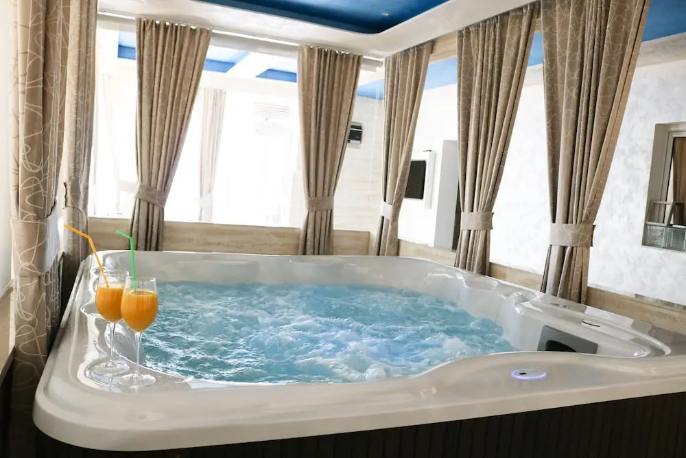 Hotel Maksim