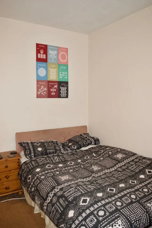 Cosy 2 Bedroom Flat off the Royal Mile