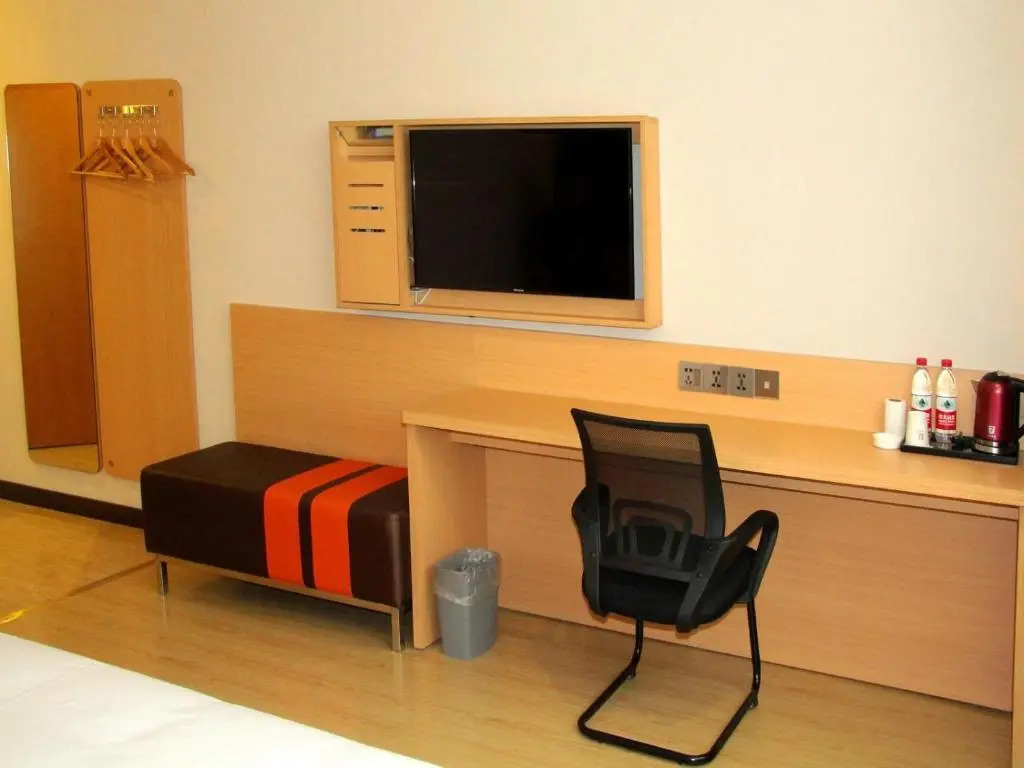 7Days Premium Leshan Qianwei Fengye Fortune Center Branch