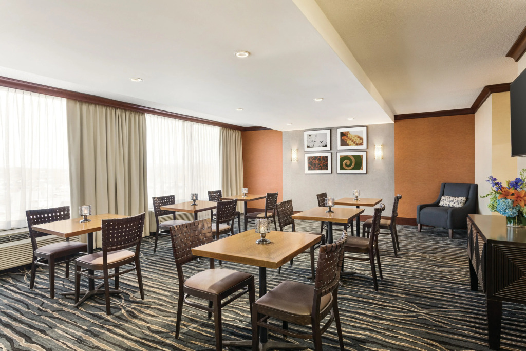 Hilton Knoxville Airport