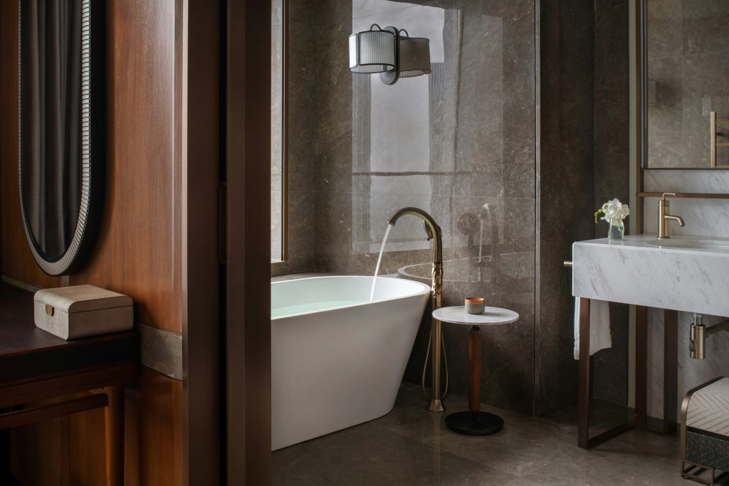 Four Seasons Hotel Dalian