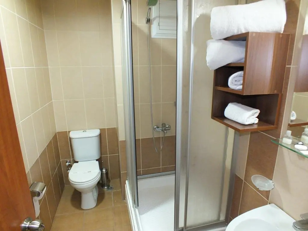 Lifos Hotel