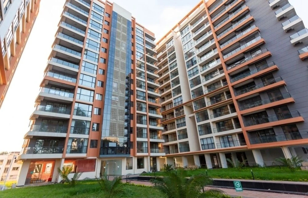 Stay.Plus Splash of Glam Lavington