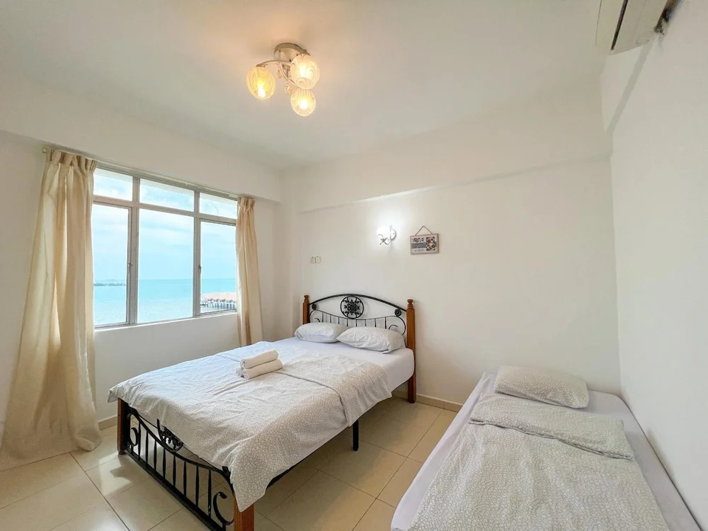 Maison Seaview Suites Port Dickson