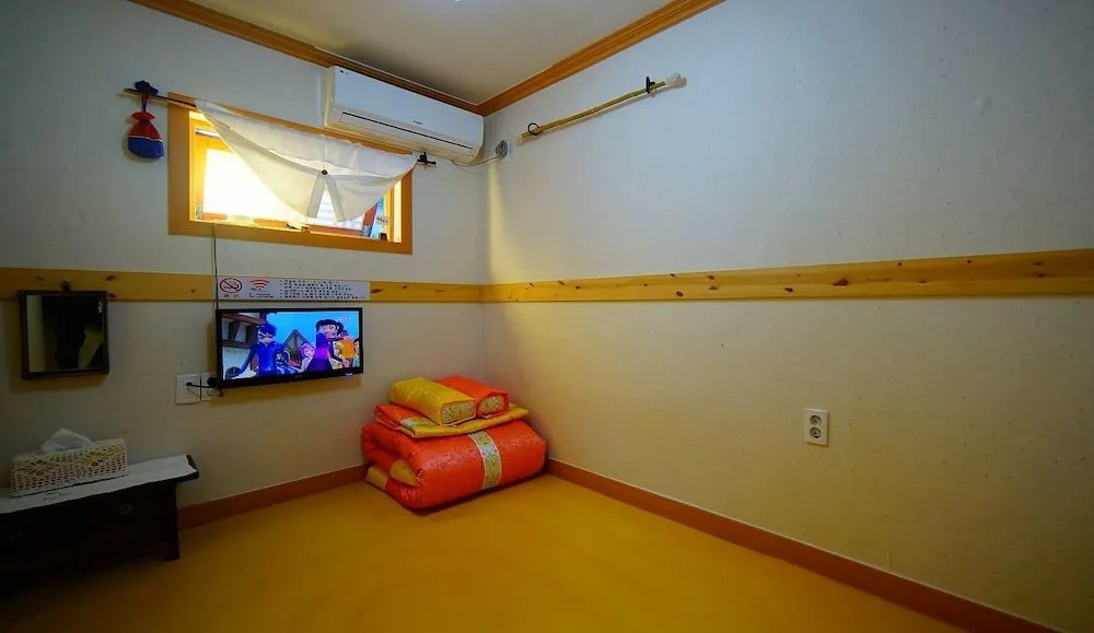 Norijam Hanok Traditional House One