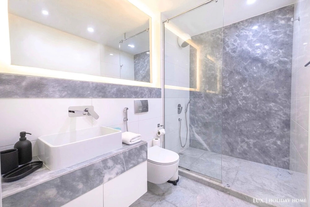 LUX The Pad Executive Suite 3