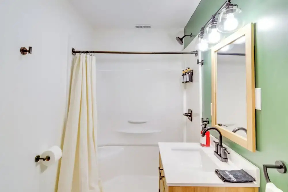 Burnside Vacation Rental, Walk to Lake Cumberland!