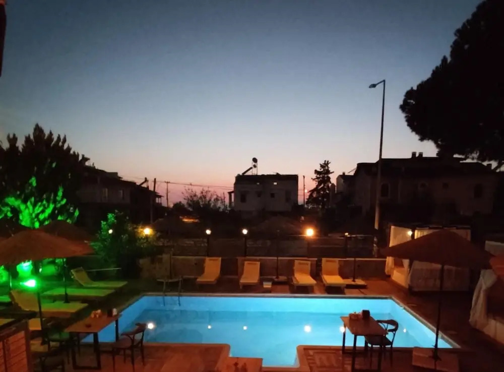 Aterna Hotel