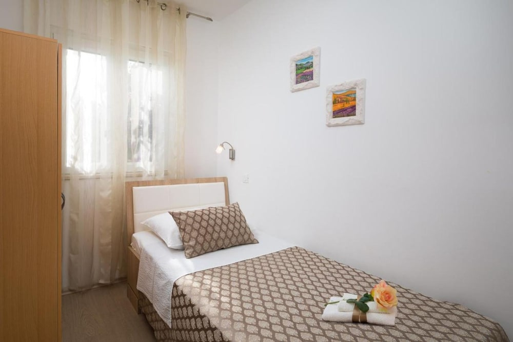 Villa Bravura Milna