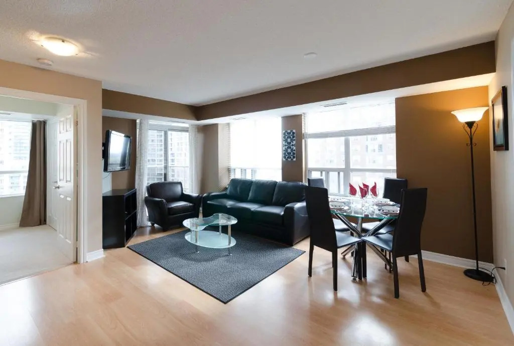 Royal Stays Furnished Apartments - Square One