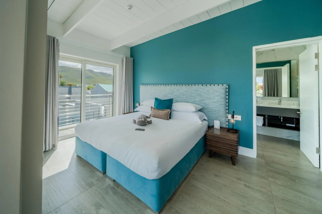 One Marine Drive Boutique Hotel & Spa by The Living Journey Collection