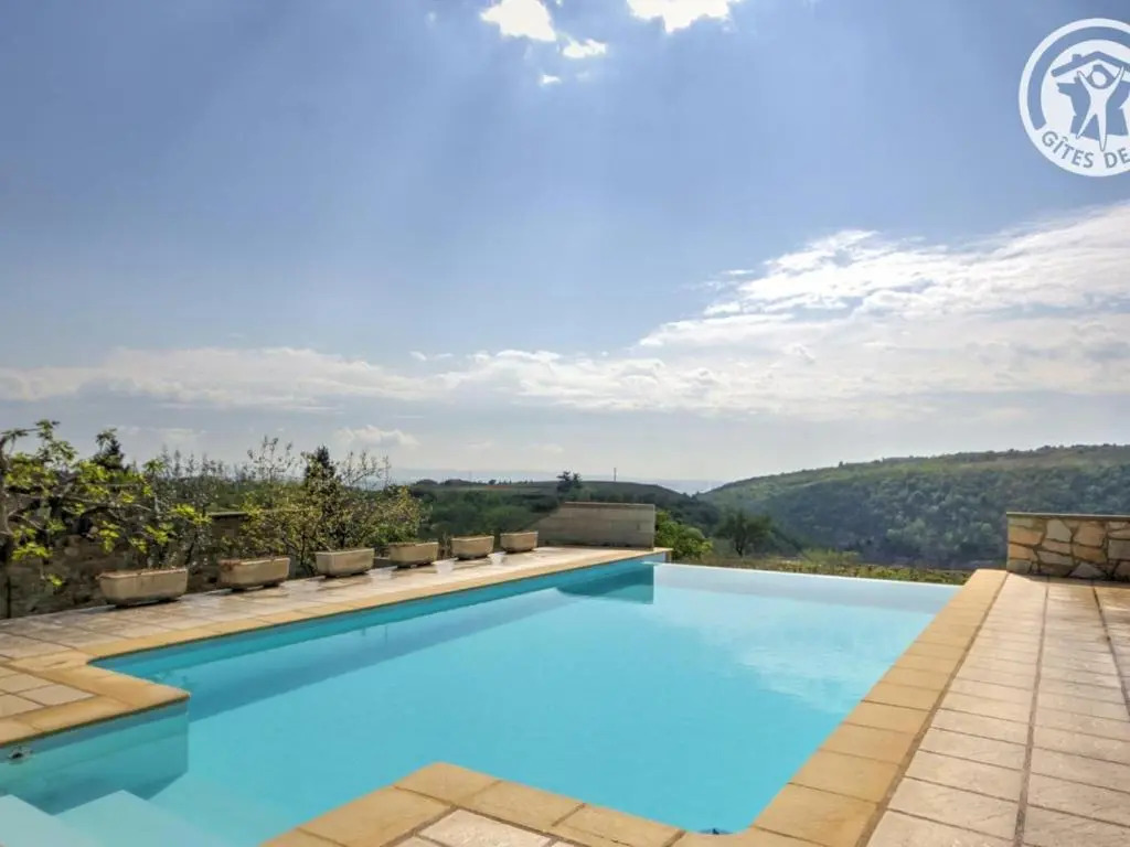 Gîte Studio avec Terrasse Privée au Cœur du Vignoble - FR-1-496-116