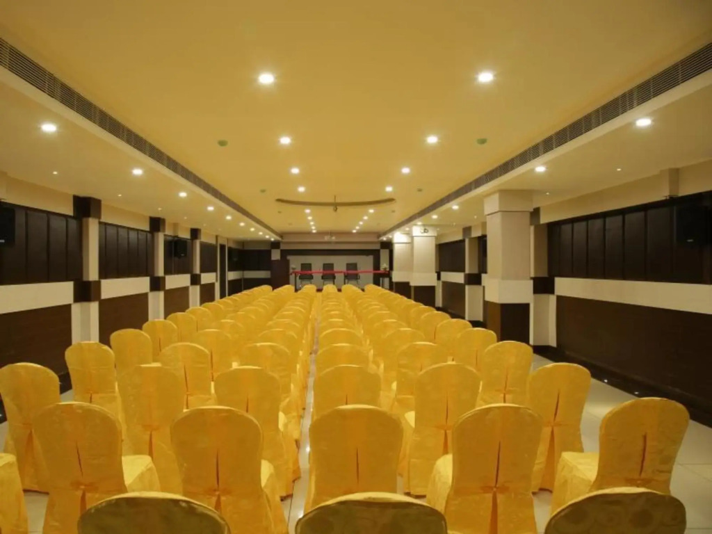 Hotel Shanthi Inn Grand