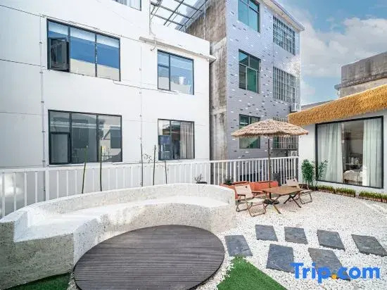 Jingdezhen Ruchu Hostel (Tao Xichuan Creative Plaza)