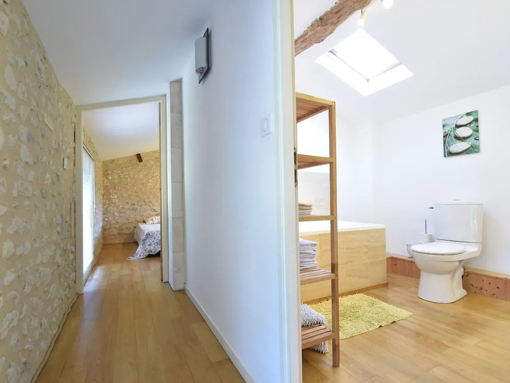 Beautiful Holiday Home With Swimming Pool, Walking Distance From the Centre of Verteillac