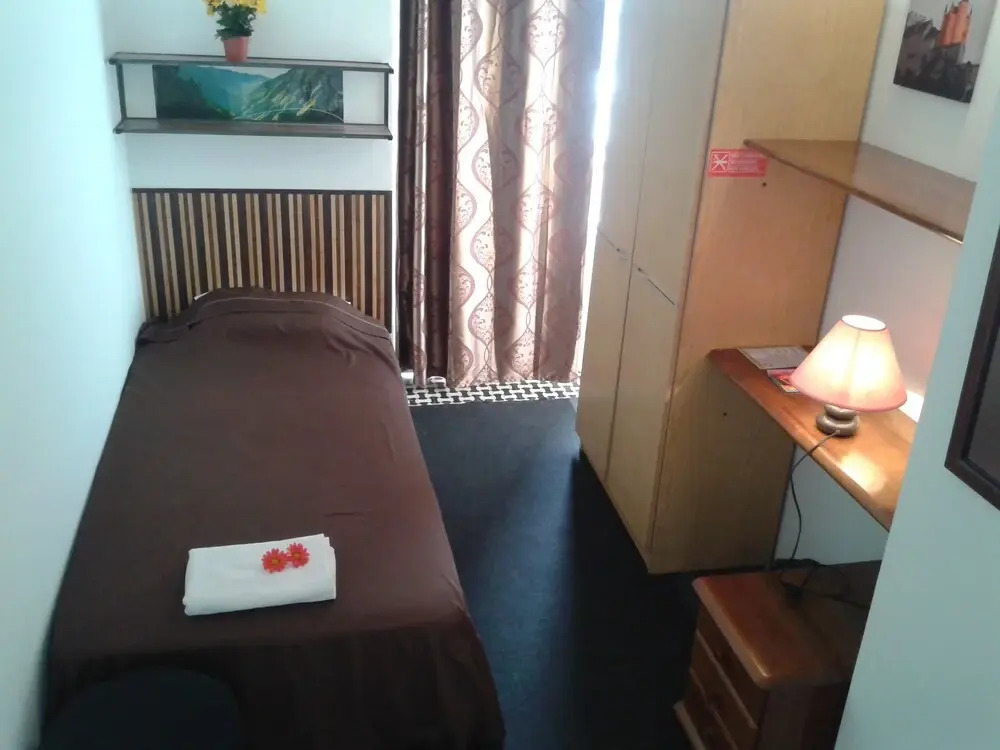 Low Cost rooms