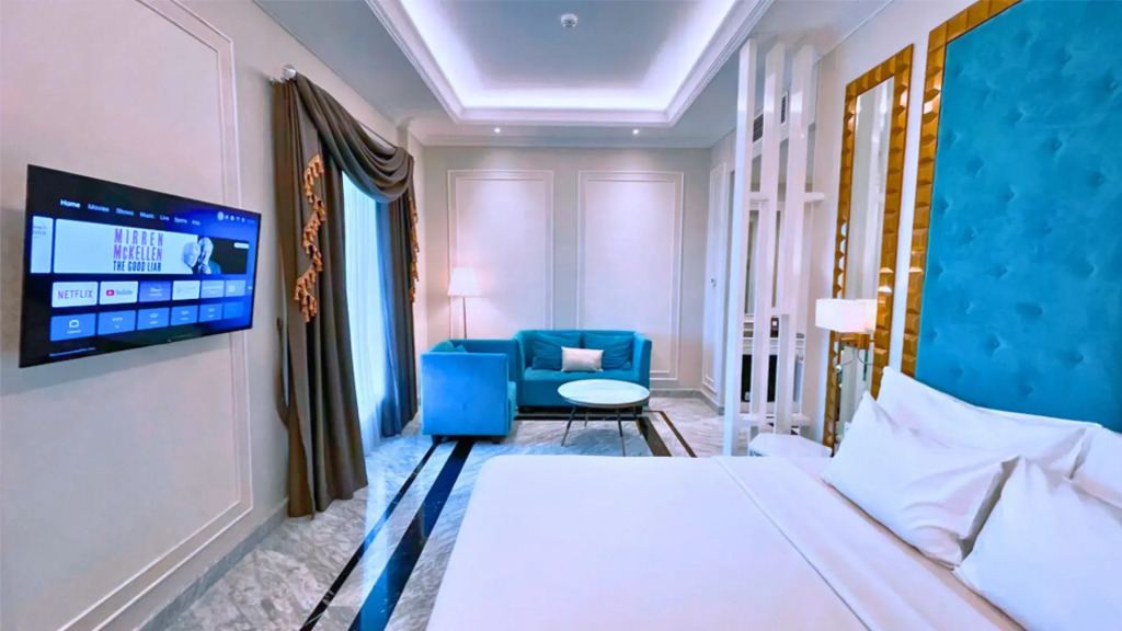 The Grantage Hotel & Sky Lounge