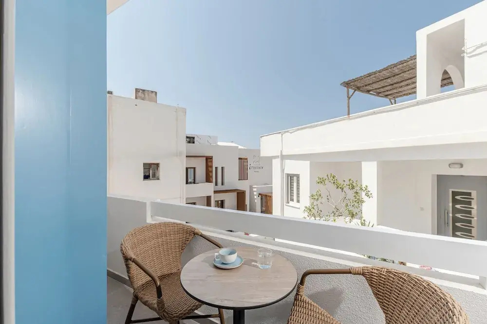 BlueArt Suites