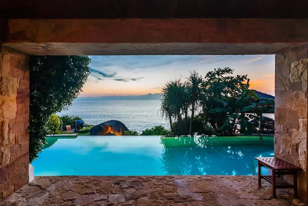 Cape Kata Villa by Lofty