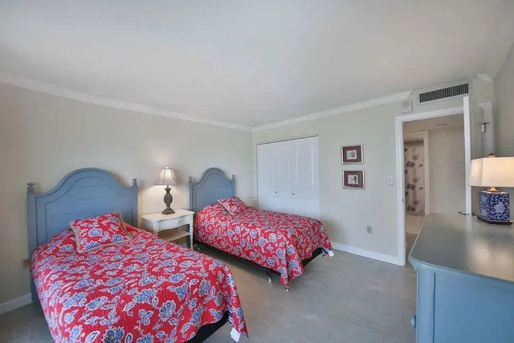Seaview Condo #12929