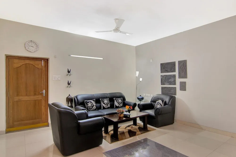SilverKey 20008 Executive Stays Madhapur