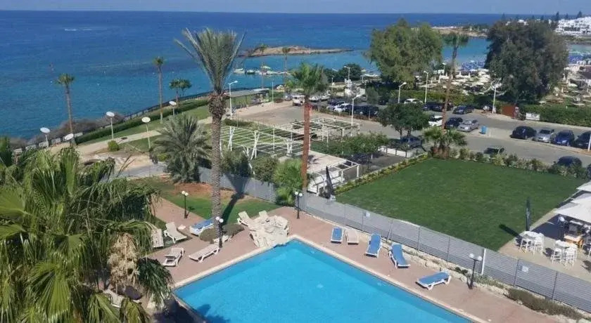Paradise Apartment