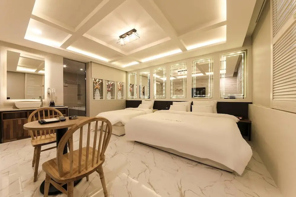 Pohang Jukdo Market Idea Hotel