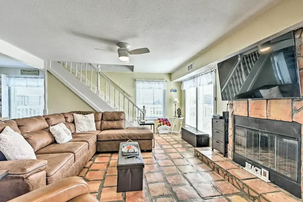 Surfside Beach Home w/ Deck, Views & Beach Access!