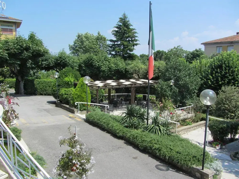 Savoia Palace