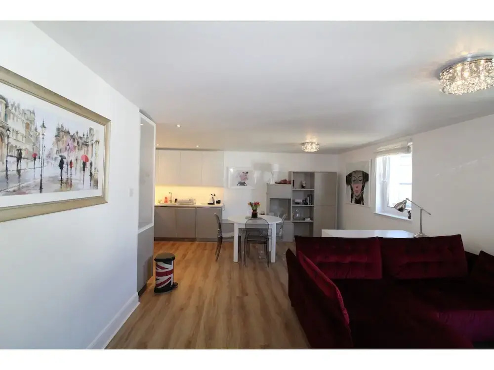 Stylish Modern 1BR Flat for 4 in Shore Side Leith