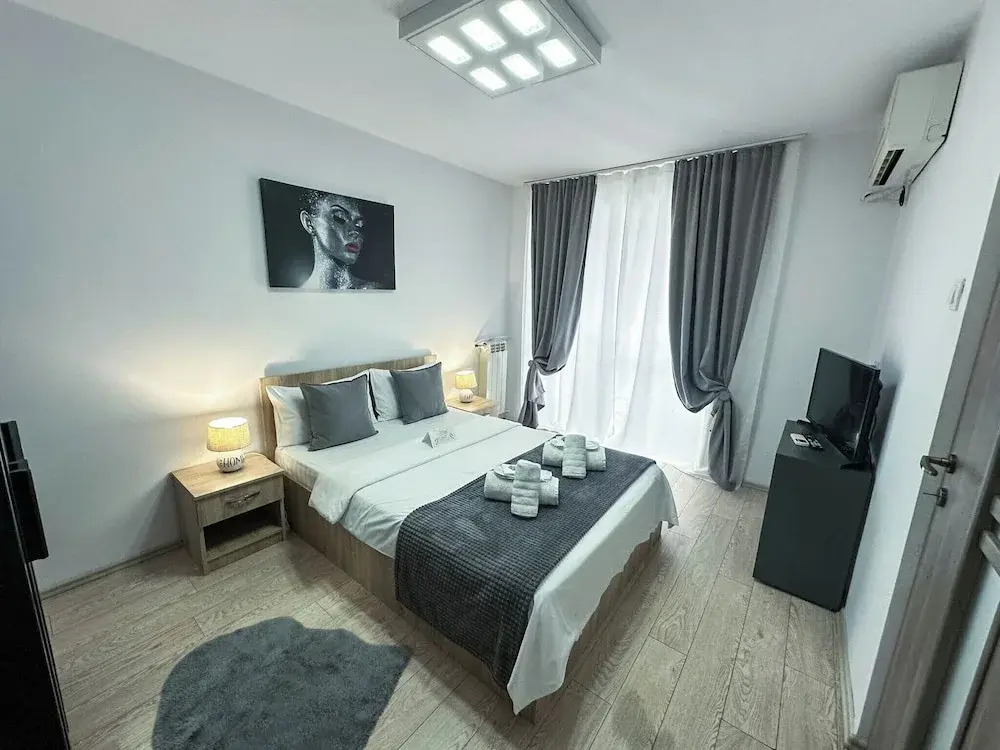 Sunrise Apartments City Center