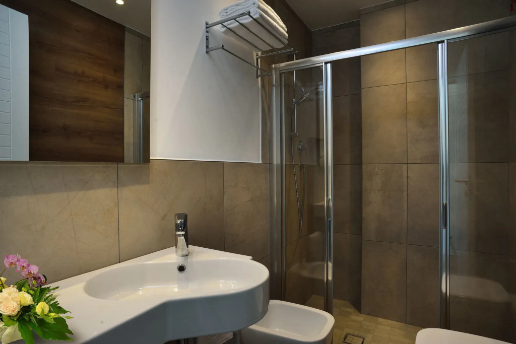 Embassy Hotel & Spa