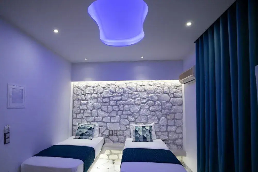 Katerina Roza Studios - Heartfelt Hospitality in the City