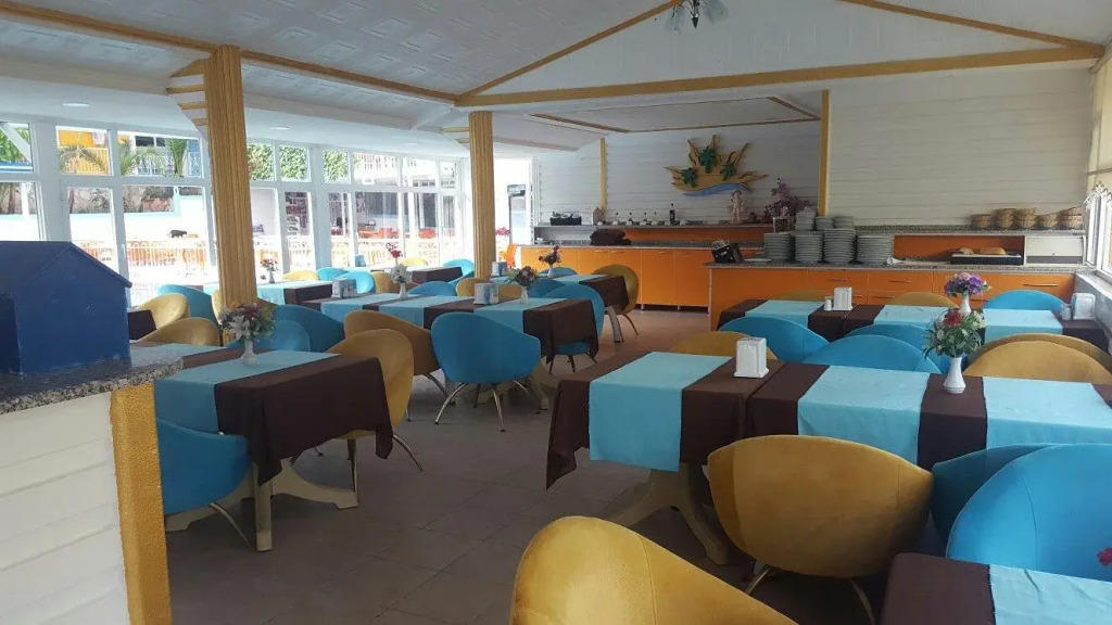 Side Temple Hotel