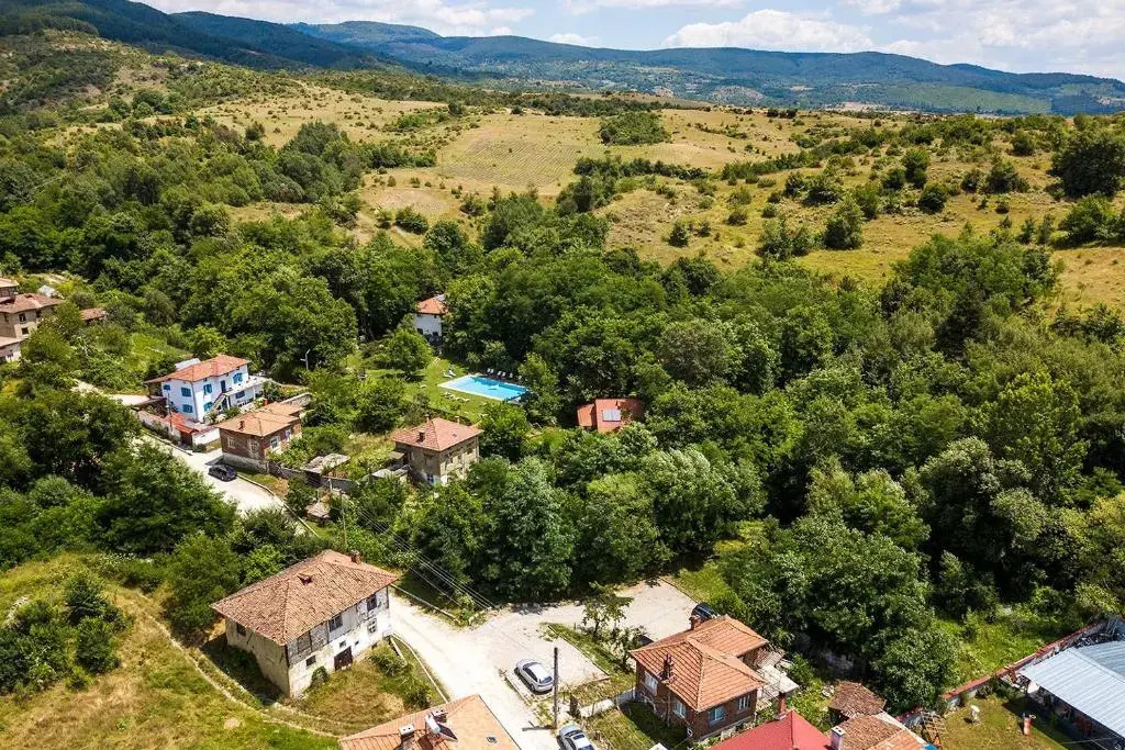 Garmen Hills Guest Houses