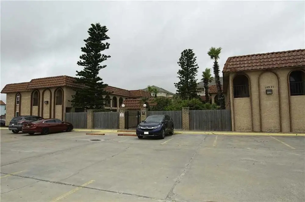 Seahorse 104 - 2 Br Condo