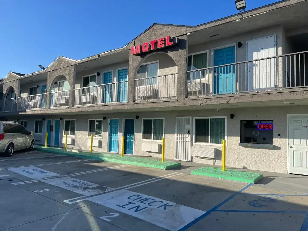 Arlo Motel near LAX, SoFi Stadium