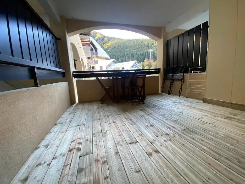 Poutran 2, studio 4 personnes au pied des pistes avec grande terrasse